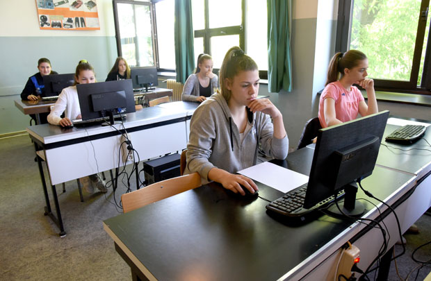 ПИСА тестирање почиње 16. априла у 222 школе широм Србије