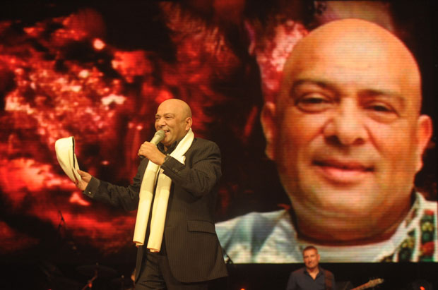 ЏЕЈ ОТВОРИО ДУШУ: Алкохол, цигарете и мало белог, све је то допринело да уништим срце, али и глас