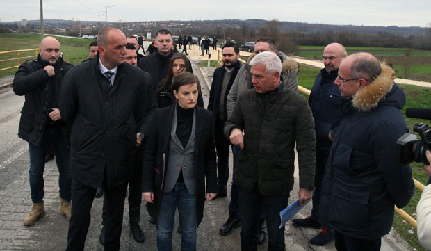 ПРЕМИЈЕРКА У СМЕДЕРEВСКОЈ ПАЛАНЦИ: Враћамо дуг, па доводимо инвеститоре