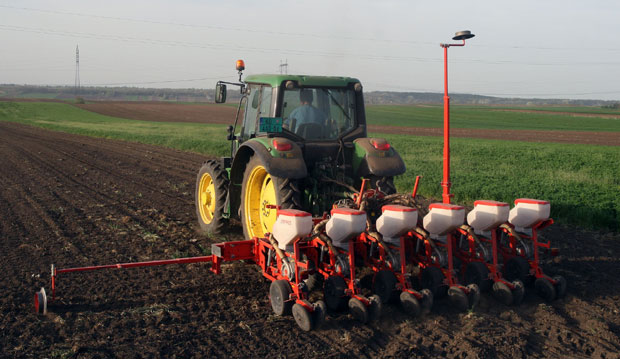 Повољан зајам сеје њиве