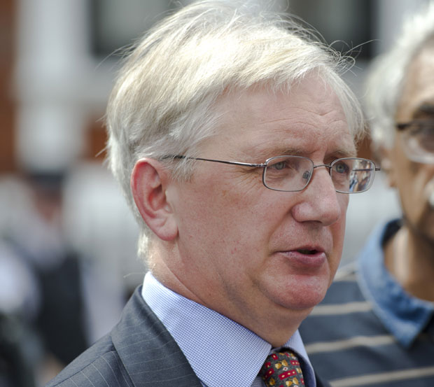 БИВШИ БРИТАНСКИ АМБАСАДОР: „Новичок“ закуван у енглеској војној лабораторији