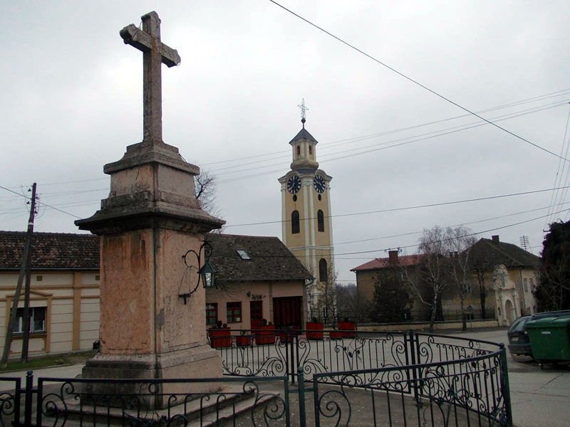 Војвођанске приче: На крсту осликао љубавницу попа