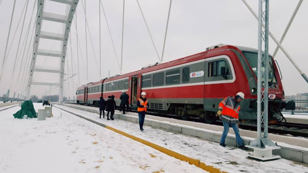 Воз за тестирање прешао преко Жежеља