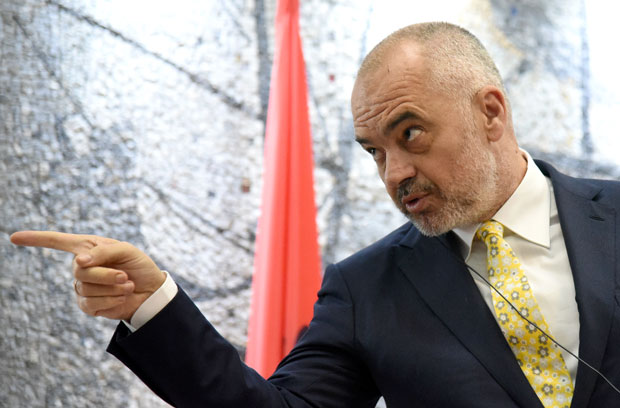 Рама: Србији потребна магија да уђе у ЕУ пре Албаније; Јоксимовић: Приземан став премијера Албаније