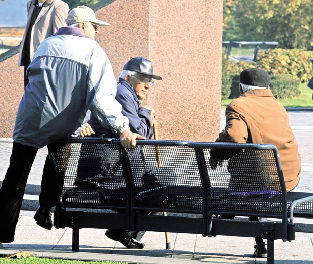 Хрвати ће радити две године дуже од нас