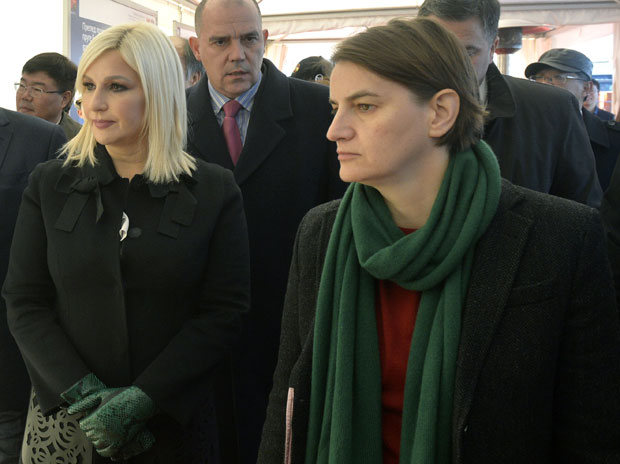 РЕКОНСТРУКЦИЈА ВЛАДЕ: Вучић прекида свађе