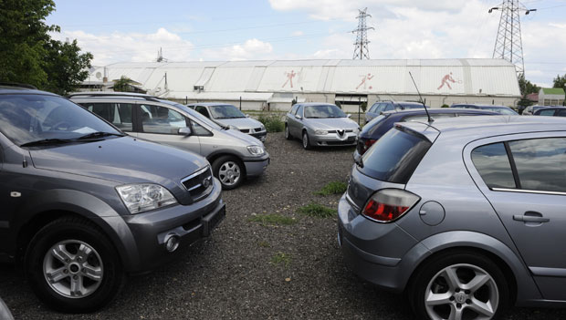 Триван: Аутмобили који су у Немачкој отпад не могу се увозити