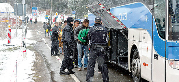 Немачка због миграната вага шенген?