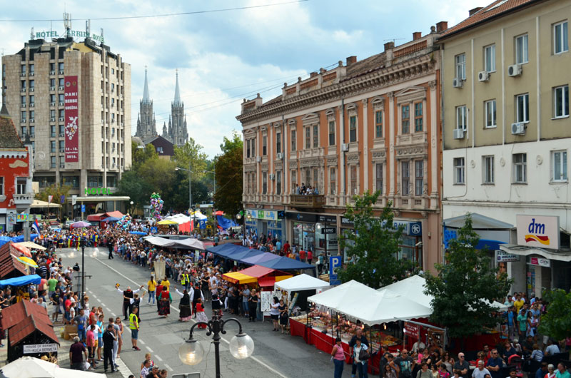 Вршац: Викенд-туристи пуне касу града