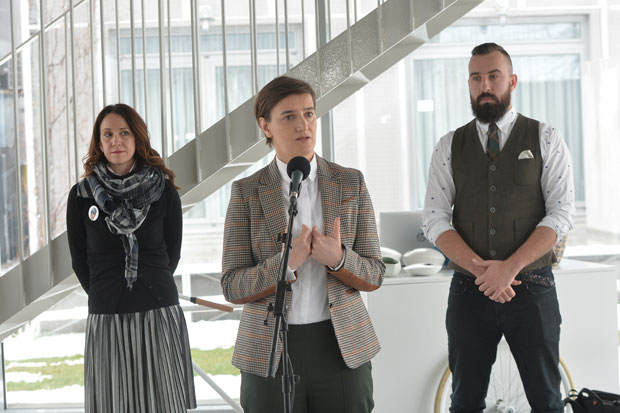 ПРЕМИЈЕРКА У КИКИНДИ: Још 1.000 радника правиће грејаче