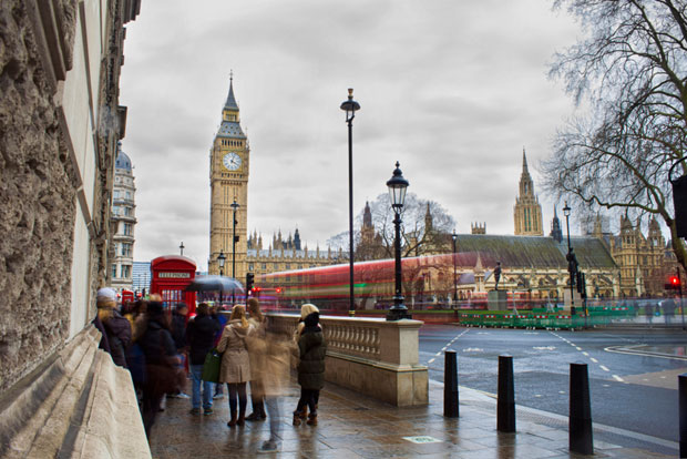 НОВА ОБЕЋАНА ЗЕМЉА: Отварају врата и дају 4 пута већу плату