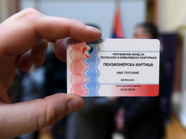 Картице за пензионере се деле по општинама