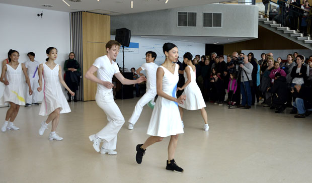 Рок балет у патикама