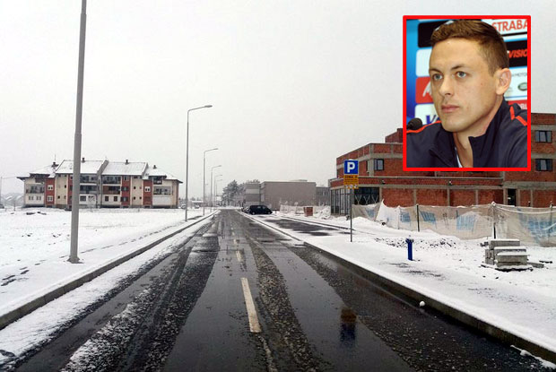 ПРИЗНАЊЕ ФУДБАЛЕРУ ЗА БРОЈНЕ АКЦИЈЕ: Немања Матић добио улицу у Убу