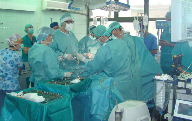 Са сестрином материцом је већ у петом месецу трудноће