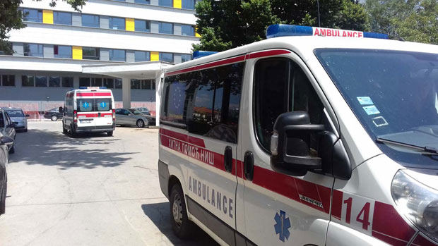 УЖАС У НИШУ: Војник пронађен мртав у стану