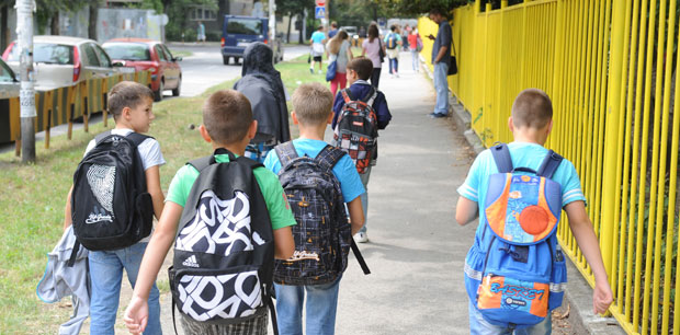 Упис ђака првака следеће недеље