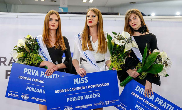 ИЗАБРАНА НАЈЛЕПША ХОСТЕСА: Ивана мис Сајма аутомобила