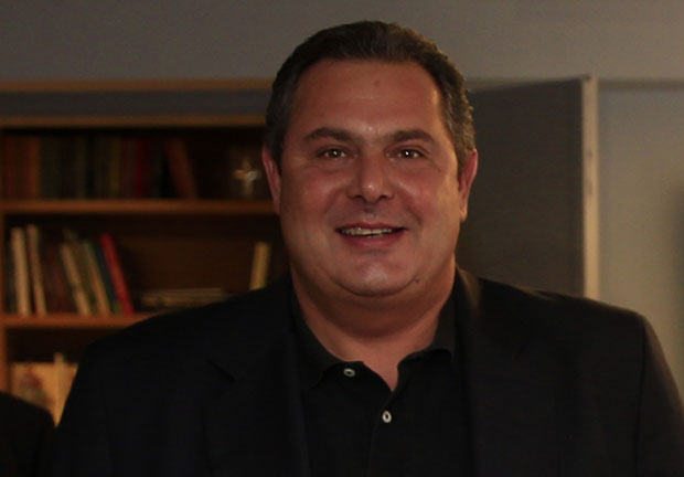 Грчки министар одбране: Нећемо прихватити ниједан облик речи Македонија у имену суседа