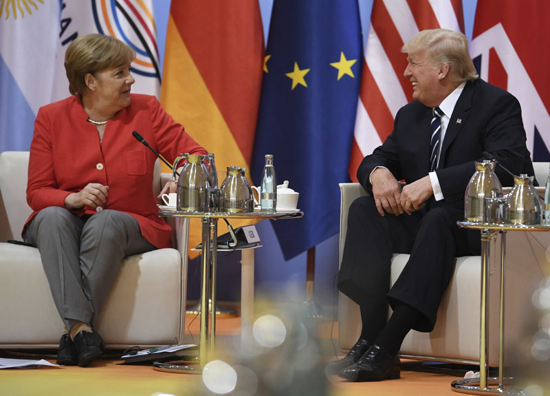 Трамп и Меркел о удруживању снага против Кине