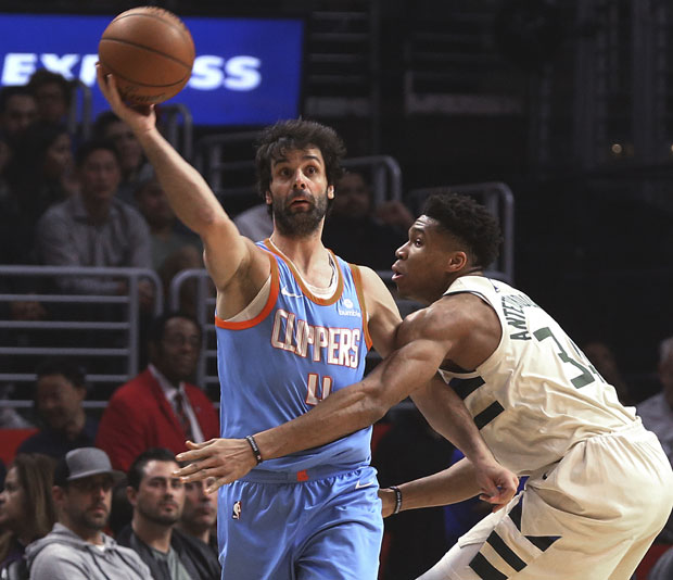 НБА: Магична асистенција Теодосића, па повреда, Јокићевих 29 поена није било довољно за победу Денвера