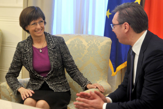 ВУЧИЋ СЕ САСТАО СА ХЛАВСОВОМ: Чешка подржава евроинтеграције Србије 