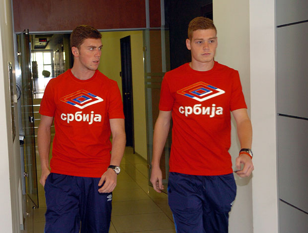 СРПСКИ ФУДБАЛЕР МЕЊА ДРЖАВЉАНСТВО И РЕПРЕЗЕНТАЦИЈУ: Разговарао сам са Просинечким