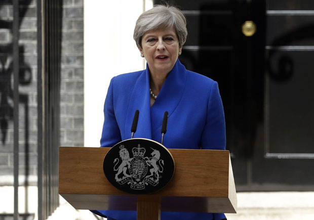 ТАЧНО ГОДИНУ ДАНА ДО БРЕГЗИТА: Тереза Меј обећава снажну и јединствену Британију