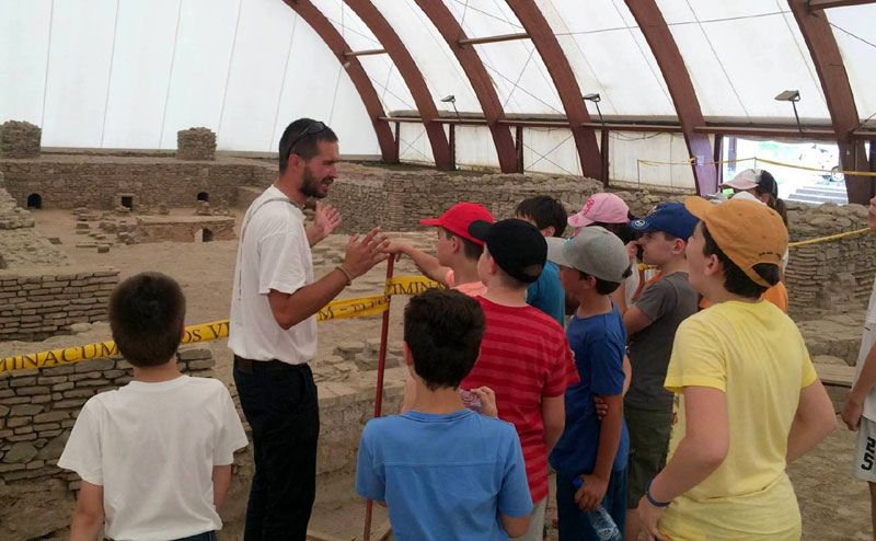 Специјалци смислили игре за децу