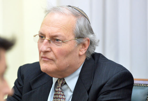 Зуроф: Нечувено да аустријске власти дозволе скуп у Блајбург