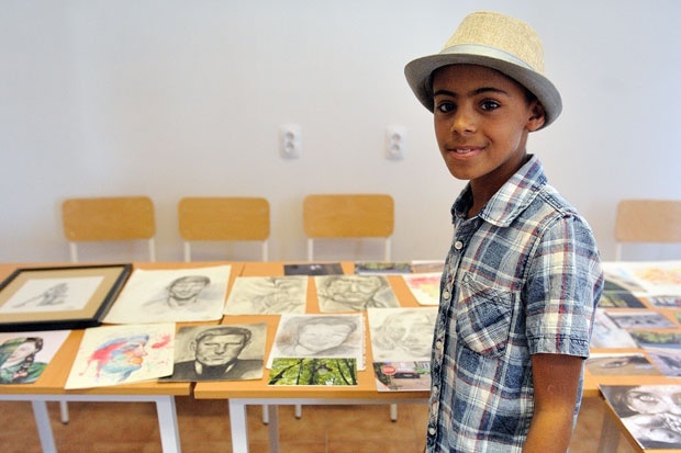 Породица пожртвованог дечака мигранта добија српско држављанство