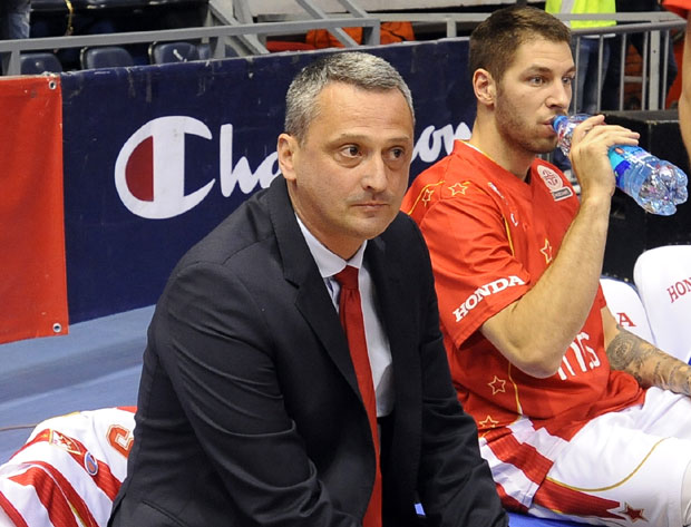 БАЈЕРН ТРАЖИ ТРЕНЕРА: Радоњић прва опција, Тринкијери квари посао