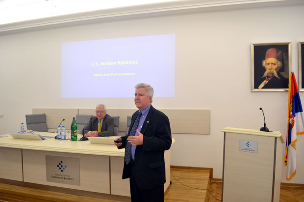 Кајл Скот: Америчке компаније долазе у Србију због квалитетне радне снаге и ниских трошкова