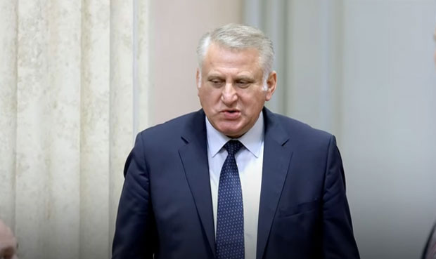 СЕКС СКАНДАЛ ТРЕСЕ ХРВАТСКУ: Процуреле шокантне фотографије саборског заступника ХДЗ (ВИДЕО)