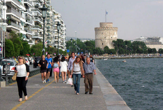 Већи део Солуна већ пети дан без воде