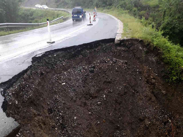 Трећина Србије лежи на клизиштима
