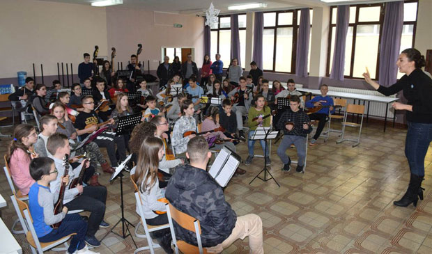 Мост пријатељства у Равном Селу