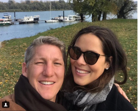 АНИН СИН СЕ НЕЋЕ ЗВАТИ ЛУКА: Швајни тврди да је име још увек тајна