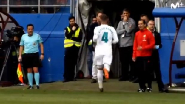 ОД АНЕ ИВАНОВИЋ ДО СЕРХИЈА РАМОСА: Кад загусти спортисти се сналазе на разне начине да изврше нужду (ВИДЕО)