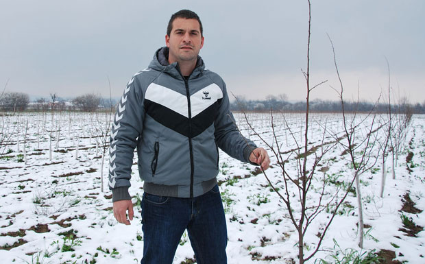 Село тражи читавог човека