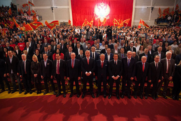 ЖЕСТОКА КАМПАЊА НА СЕВЕРУ ЦГ: Мило држи кормило ка ЕУ