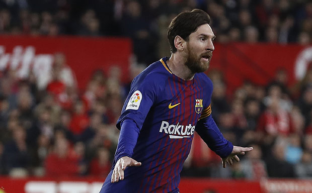 Меси даје и повређен