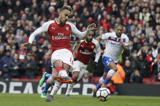 ПРЕМИЈЕР ЛИГА: Тотенхем после преокрета победио Челси, Арсенал у финишу сломио Стоук