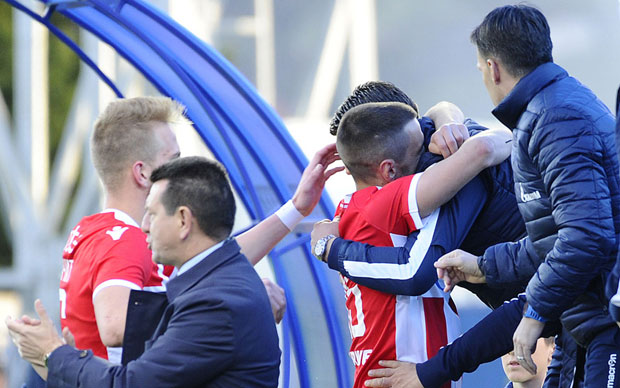 ПЕШИЋ У ЛУЧАНИМА ПРЕКИНУО ПОСТ: Голом вратио дуг Милојевићу