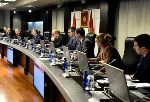 Преговарач уз премијера