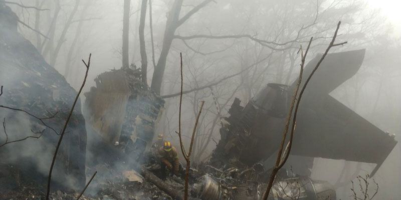 Јужнокорејски војни авион се срушио у планинама