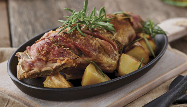 Свечана ускршња трпеза