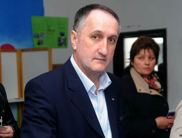 Вуксановић: Српски медији у Црној Гори пред гашењем