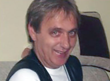 СВИРЕПО УБИСТВО У КЛАДОВУ: Чекићем убио невенчану супругу!