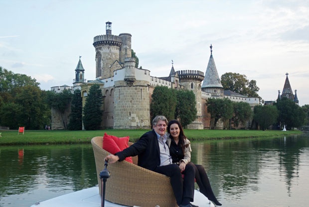 ПРАЗНИК У ЛУКСУЗУ: Драгана Мирковић прославила католички Ускрс (ФОТО)